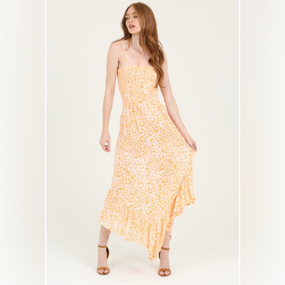 ☀️Smocked Spaghetti Strap Maxi. Size Medium
